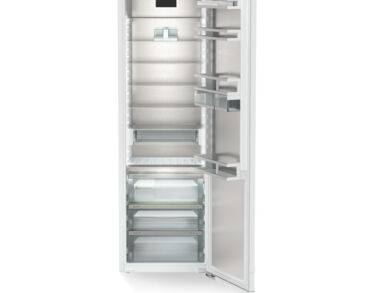 Réfrigérateur AutoDoor encastrable BioFresh - Charnières autoporteuses à droite